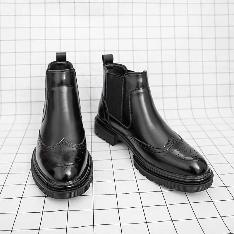 Chelsea Boots für Herren mit Flügelkappe in Schwarz