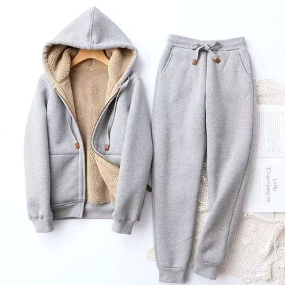 Graues Hoodie Set mit Sherpa-Futter 6