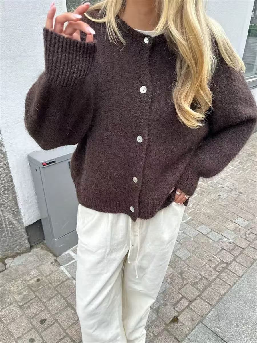 Strickjacke Damen flauschig mit Rundhals und Knopfleiste 7