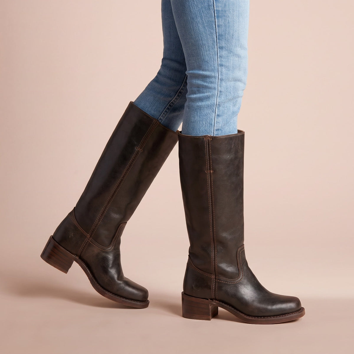 Kniehohe Stiefel aus Leder, Winterstiefel mit Blockabsatz 1