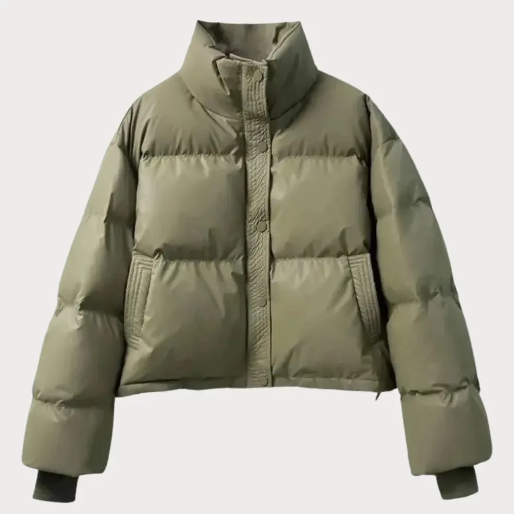 Armeegrüne kurze Pufferjacke mit Stehkragen