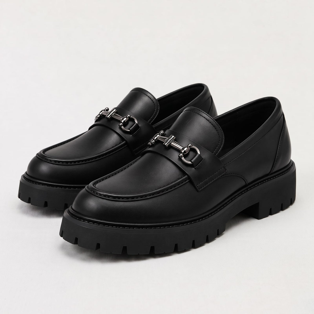 Loafers Herren in Lederoptik mit Chunky Sohle und Schnalle 1