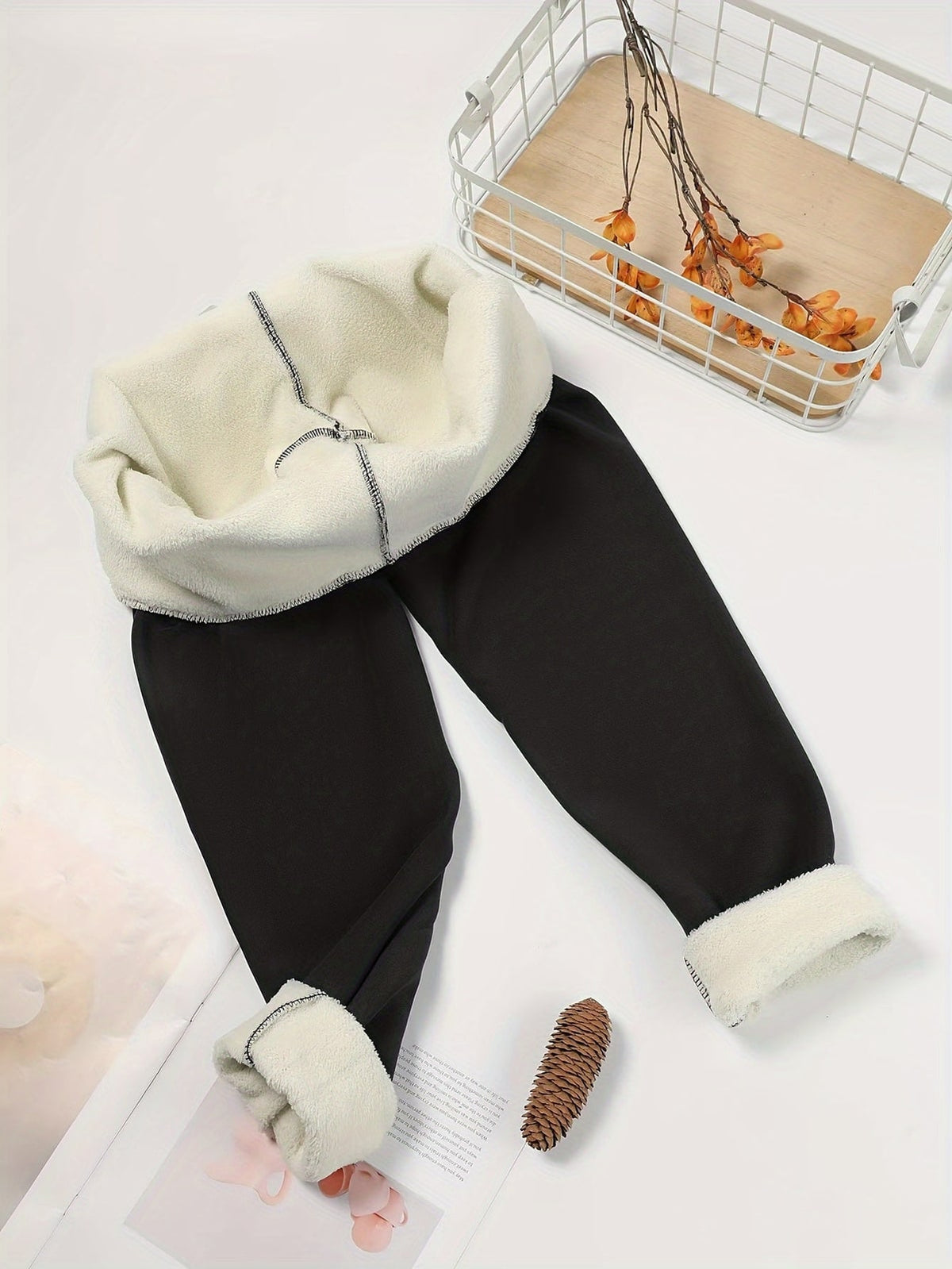 Weiches Plüschfutter der Thermo Leggings