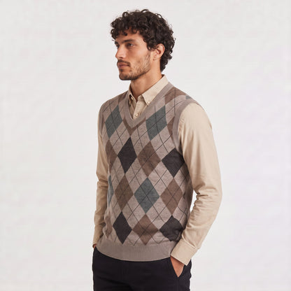 V-Ausschnitt Pullover mit Argyle-Muster, weitere Ansicht