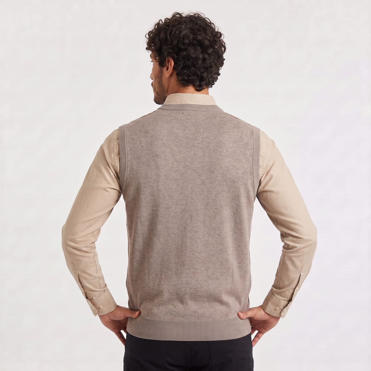 V-Ausschnitt Pullover mit Argyle-Muster, weitere Ansicht