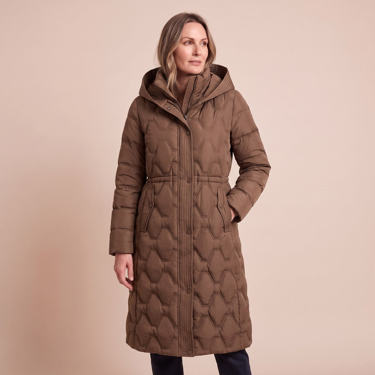 Langer Steppmantel Damen mit Kapuze, warm und wasserdicht 1