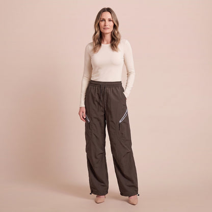Outdoor Cargohose Damen weit mit Kordelzug 1