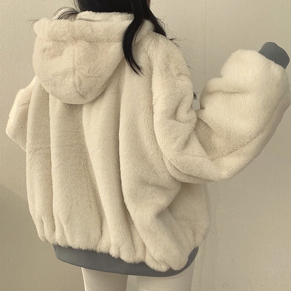 Beige Wendejacke Plüschseite von hinten 10