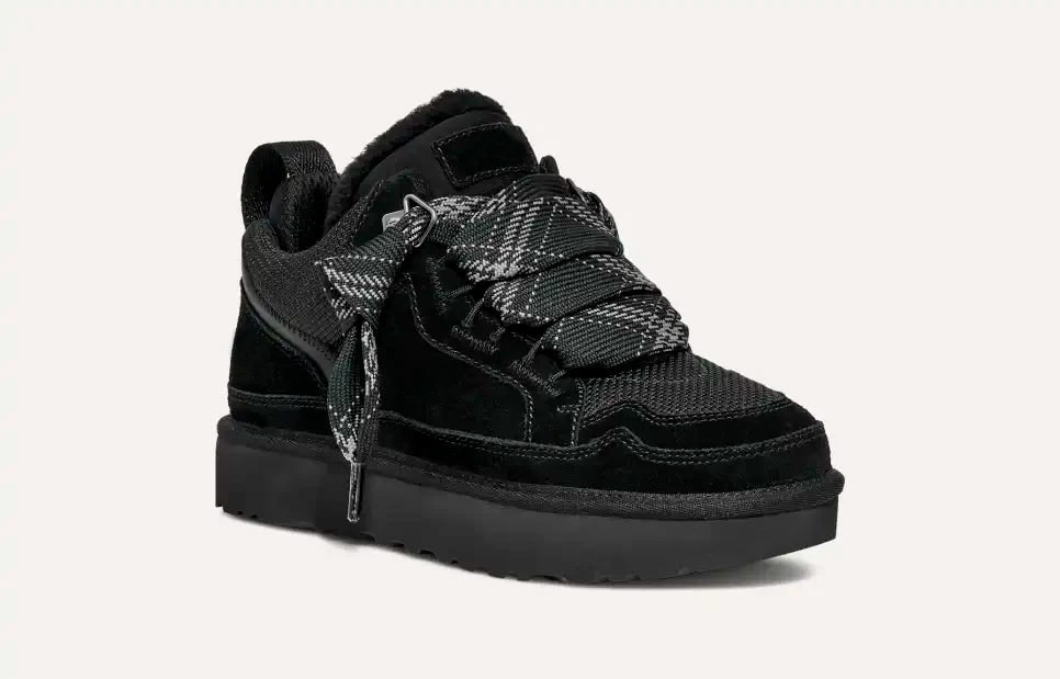 Winterstiefel Damen in Schwarz, Schrägansicht